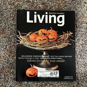 Martha Stewart Living Magazine - Year 2004 Halloween Edition